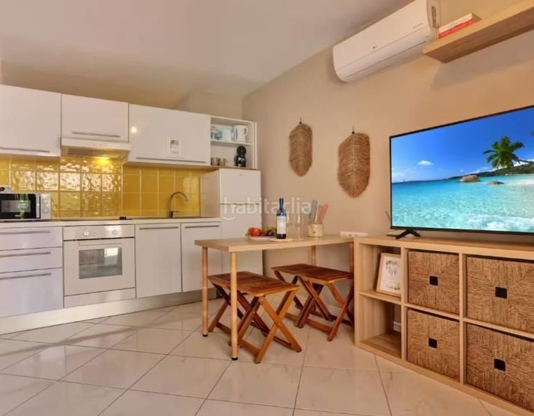 Foto bffbb836-3213-4038-8852-0f0050e0bf98. Apartament amb piscina a Los Cristianos Arona