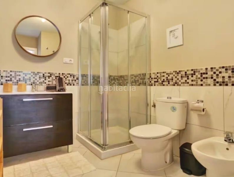 Foto d5b86934-c3ea-49f3-9500-0a85885ef1a6. Apartament amb piscina a Los Cristianos Arona