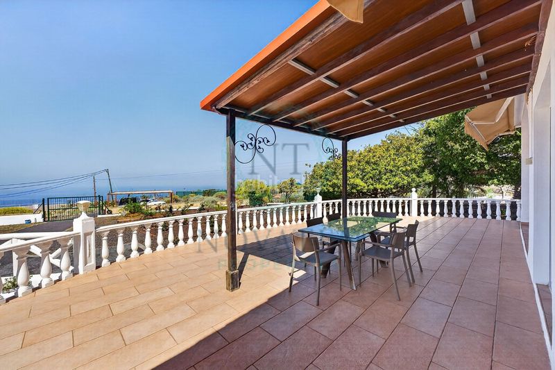Foto 4e4a98e4-43a1-4e33-9baf-eb87472117c1. Casa a Playa de San Juan Guía de Isora