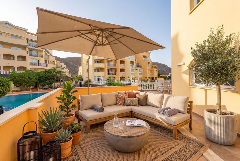 Foto 8dcca885-960c-41f4-a49e-9bd7fa0417bf. Apartament a Los Cristianos Arona