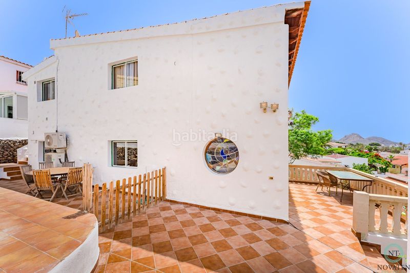 Foto 0ca4a689-ae44-4639-afaf-e23ddf9bd0f8. Casa amb calefacció a Chayofa Arona