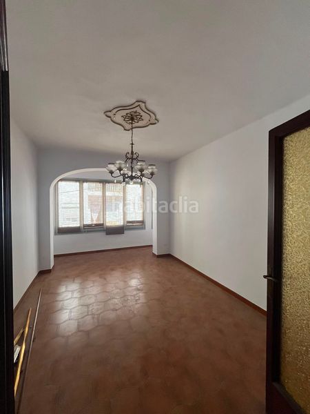 Foto b23b5d35-7eeb-4f22-83d7-efe9a317f543. Casa adossada amb calefacció aparcament a Barri Vell Salt