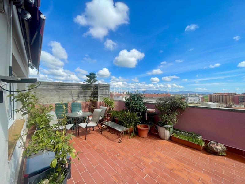 Foto 522810d5-d66a-4119-b425-fe4fb9e6905e. Ático oportuindad única atico con espectaculares vistas en Figueres