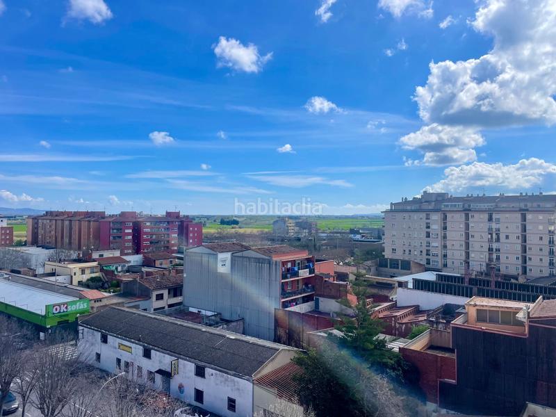 Foto 7389f260-b2ac-45b4-9c05-009bba16bd94. Ático oportuindad única atico con espectaculares vistas en Figueres