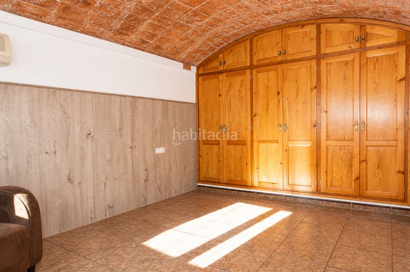 Foto c2e8fb5c-ce10-4a5d-b81f-011a1cb49276. Casa amb calefacció a Celrà