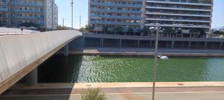 Location Local commercial  Carrer de la indústria 346. Canal marítimo badalona