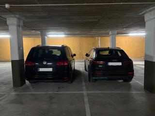 Miete Autoparkplatz in Carrer rafael maso 2. Es lloga plaça doble a sarrià de ter