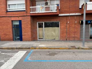 Miete Geschäftsraum in Avinguda fortalesa 10 bis. Gran local en la zona comercial, la conna