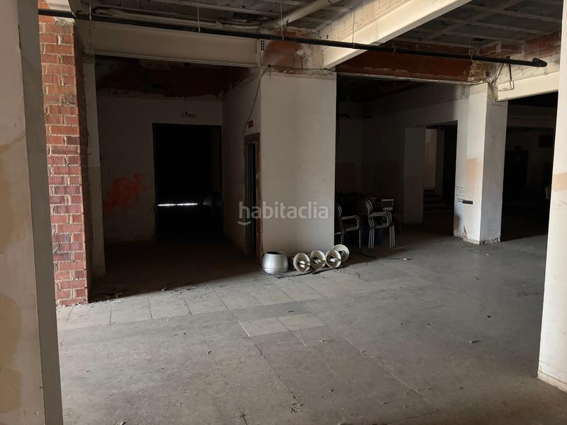 Foto d8c950ce-0c4a-4012-9731-ba87a7a8ee1e. Location local commercial dans Hostalric