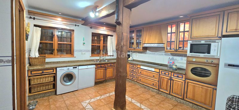 Foto fa9b984f-58ce-4d8a-931e-e2b23854d89a. Xalet amb xemeneia aparcament piscina a El Rompido