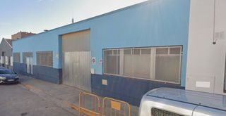 Rent Industrial building  Carrer de sant ramon de penyafort. Nave industrial en alquiler en sabadell