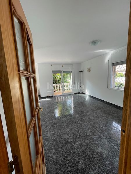 Foto 5c16f701-9e6b-4d16-867c-3cc5f7d43c95. Casa amb aparcament a Sentmenat