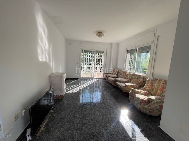 Foto d5851dbf-185b-4376-92ae-946cf6bcb9a3. Casa amb aparcament a Sentmenat