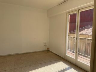 Casa  Carrer de buxeda. Casa en venta en sabadell – lista para entrar a vivir