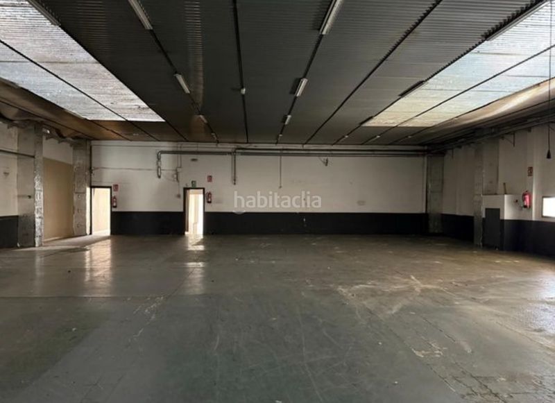 Foto e74be971-ce1f-4aa4-8ee5-a4e4044c9e25. Nau industrial a Can Feu Sabadell