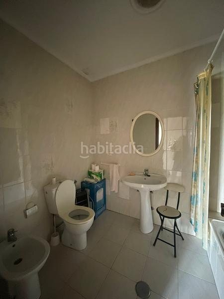 Foto d1456596-f2c3-491c-9f45-6335705c00d3. Masía casa a la venta en carballeda en Irixo (O)