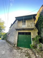 Bauernhof in Irixo (O). Casa en baxin o irixo