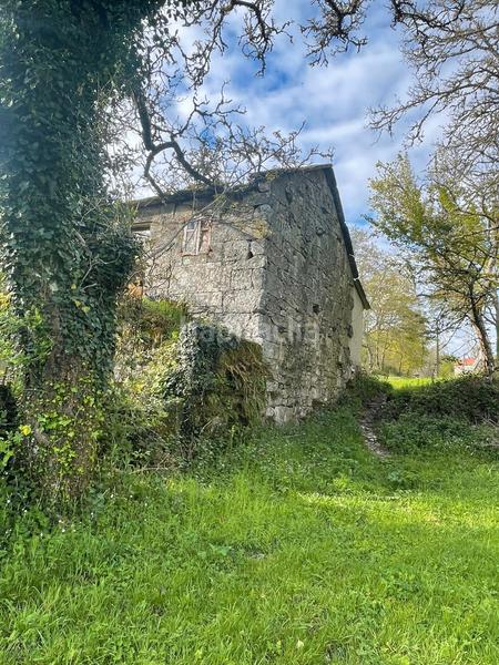 Foto c8d135ea-6650-480a-9895-295551c5d1ed. Country house in ou-223 15 in Irixo (O)