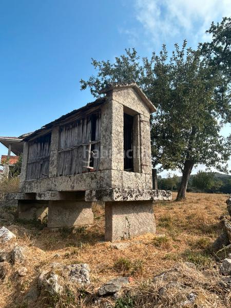 Foto 3bd02f6b-a1d5-4d52-8907-cad6d991835d. Masía en lugar rio o 4 casa de piedra a la venta en Irixo (O)