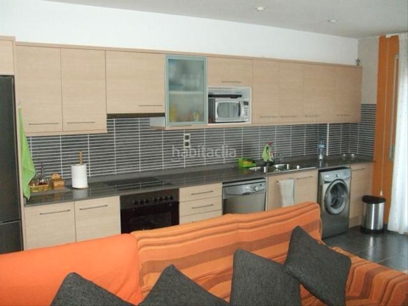 Foto 19f67615-907d-46b4-bd06-c18306709ec7. Etagenwohnung mit heizung in Nucli Urbà Esparreguera