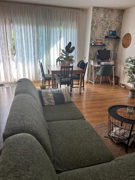 Foto e3f35395-1d55-42f0-a8d8-ad160bf305ab. Etagenwohnung mit heizung in Nucli Urbà Esparreguera