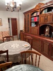 Pis a Maside. Piso luminoso y listo para entrar a vivir en outeiro (maside), a