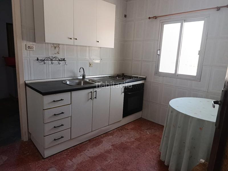 Foto 690d9b44-df29-43fb-9e72-c6b8047fc81f. Masia a Adra