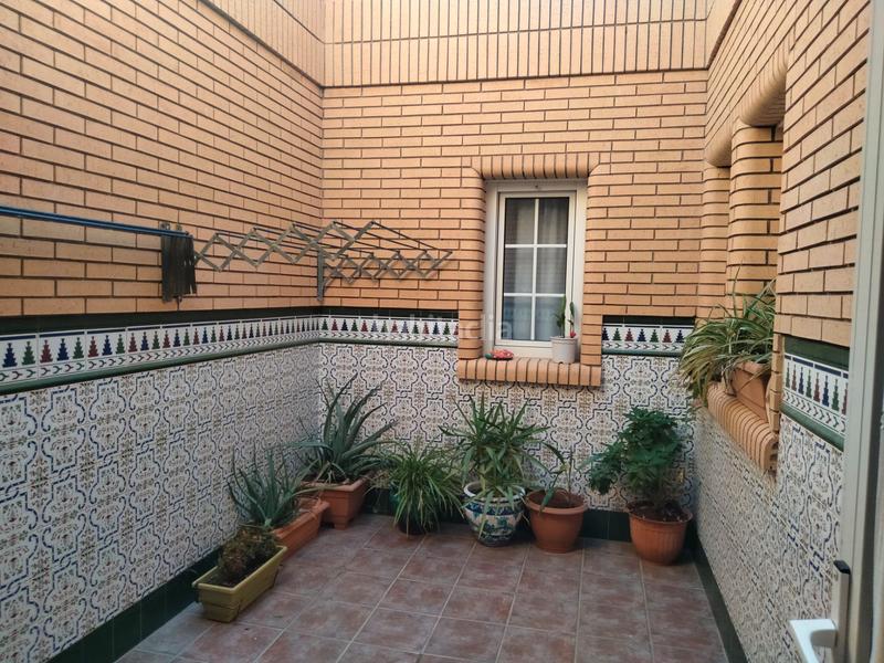 Foto b9a86e7b-68b9-4475-a5d9-96997cd4d30c. Casa con parcheggio in Santa María del Águila Ejido (El)