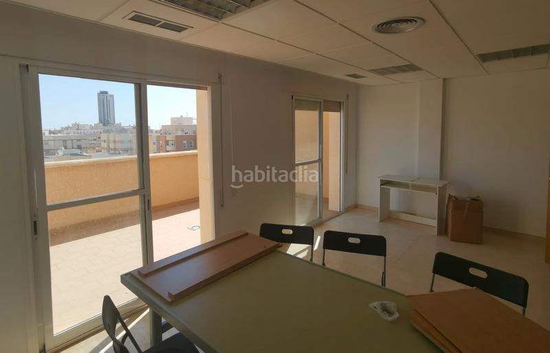 Foto 81fab633-6e60-44c9-9b78-8ac3aa3ba9f3. Ufficio in calle sansovino 7 in Plaza de la Luz Ejido (El)