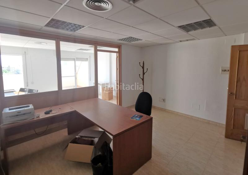 Foto c02ee435-ed27-4c11-94b3-4037f8943484. Ufficio in calle sansovino 7 in Plaza de la Luz Ejido (El)