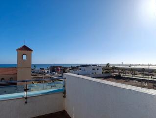 Pis  Calle playa 30. Vive frente al mar