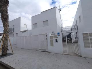 Pis  Avenida mediterráneo 14. **piso en venta en segunda línea de playa - ideal para veranear*