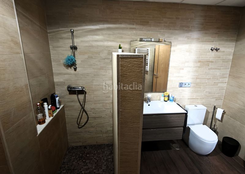 Foto dd9c9d29-b787-42d3-8f85-75bc499653de. Casa adossada a calle dalias 34 a puebla de Vícar Vícar
