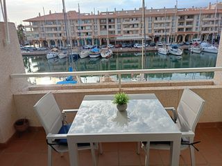 Affitto Piccolo appartamento  Calle carabela 8. Apartamento en el puerto de almerimar
