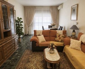 Pis a Calle octavio augusto 37. Vivienda exclusiva en pleno centro de el ejido