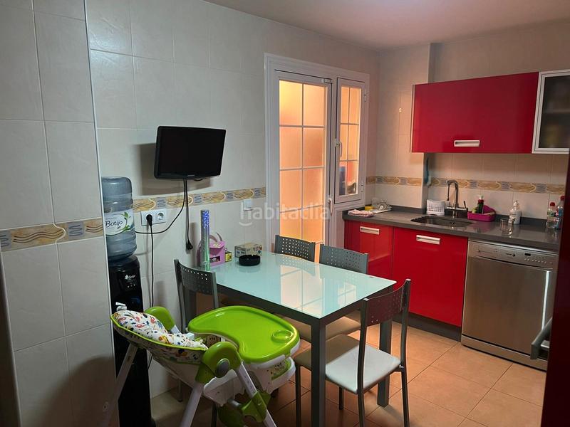 Foto 7cdb54a0-82bd-4f99-9999-61a4637ba7f3. Pis a carretera de málaga 21 a Balanegra