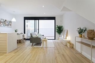 Casa adossada a Carrer de burgos 38. Casa obra nueva, con terrazas y parking privado. Obra nova