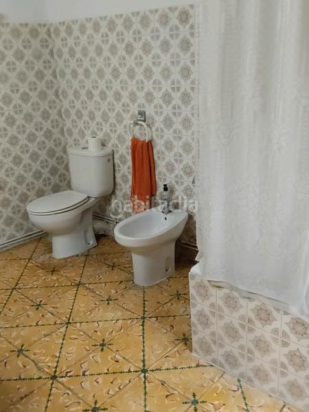 Foto 60c5807b-664a-4372-8004-985384a6fa2c. Casa con camino riscaldamento parcheggio in Tomelloso