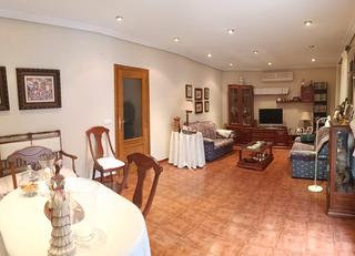 Casa  Calle monte. Magnifica casa con una planta muy bien situada en tomelloso