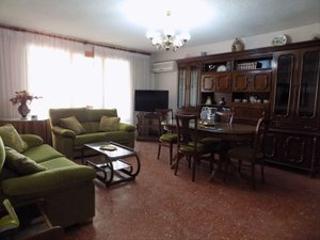 Pis a Tomelloso. Piso en tomelloso zona paseo ramon ugena