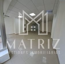 Local Comercial a Calle de Doña Crisanta