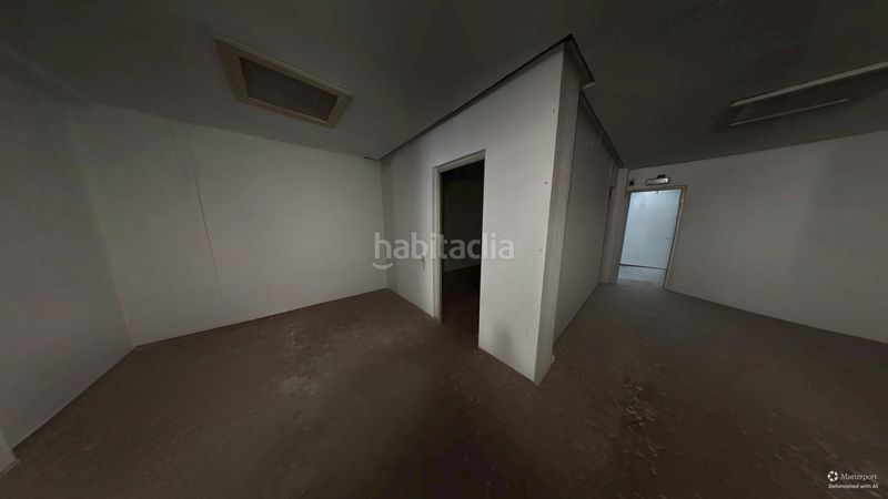 Foto dd2abfe3-bb16-4bbb-b543-7de1da252361. Local comercial en calle maestro caballero 14 local para reformar en Alicante