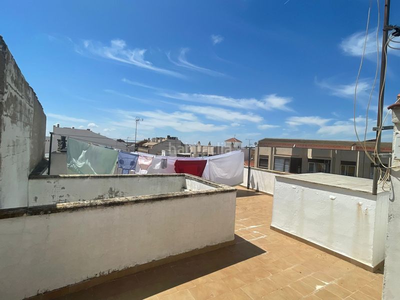 Foto aec10282-ead5-4b65-b5c9-4d68b68136d8. Edifici a Tomelloso