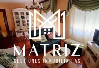 Maison jumelée à Calle oriente 107. Casa adosada de 4 dormitorios en una de las zonas más demandadas