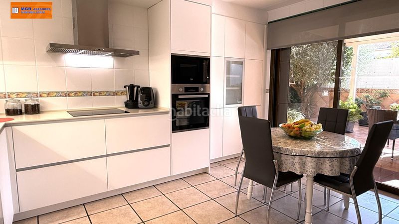 Foto 4cc9a766-2158-4160-843e-754b57dcfba9. Casa adossada amb calefacció aparcament a Amanecer Palma de Mallorca