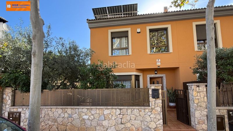 Foto 9979ce93-b8c3-4b74-ba13-e5971ff5cc0f. Casa adossada amb calefacció aparcament a Amanecer Palma de Mallorca