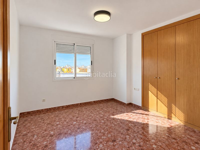 Foto 4f684916-cb2e-44d7-b8af-0f65abb3d6e3. Dúplex a Catarroja