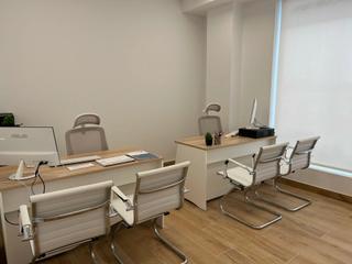 Lloguer Local Comercial  Carrer de munic-72. Ideal local en torrent