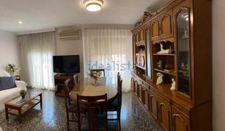 Pis  Rambla de la independència. Estupendo piso en silla a la venta
