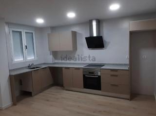 Lloguer Pis  Carrer d'andrés m pastor. Ideal piso en massanassa